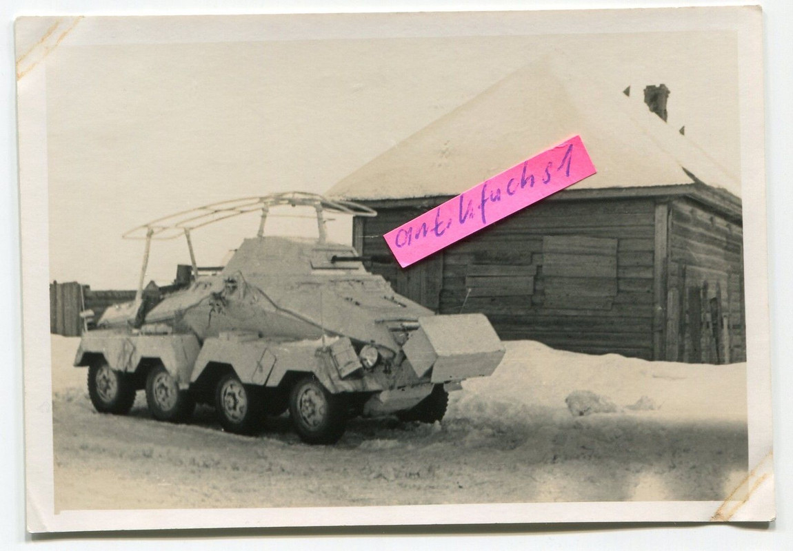 weißer 8-Rad Funk-Schützen-Panzer vom Pz.Rgt.3 i