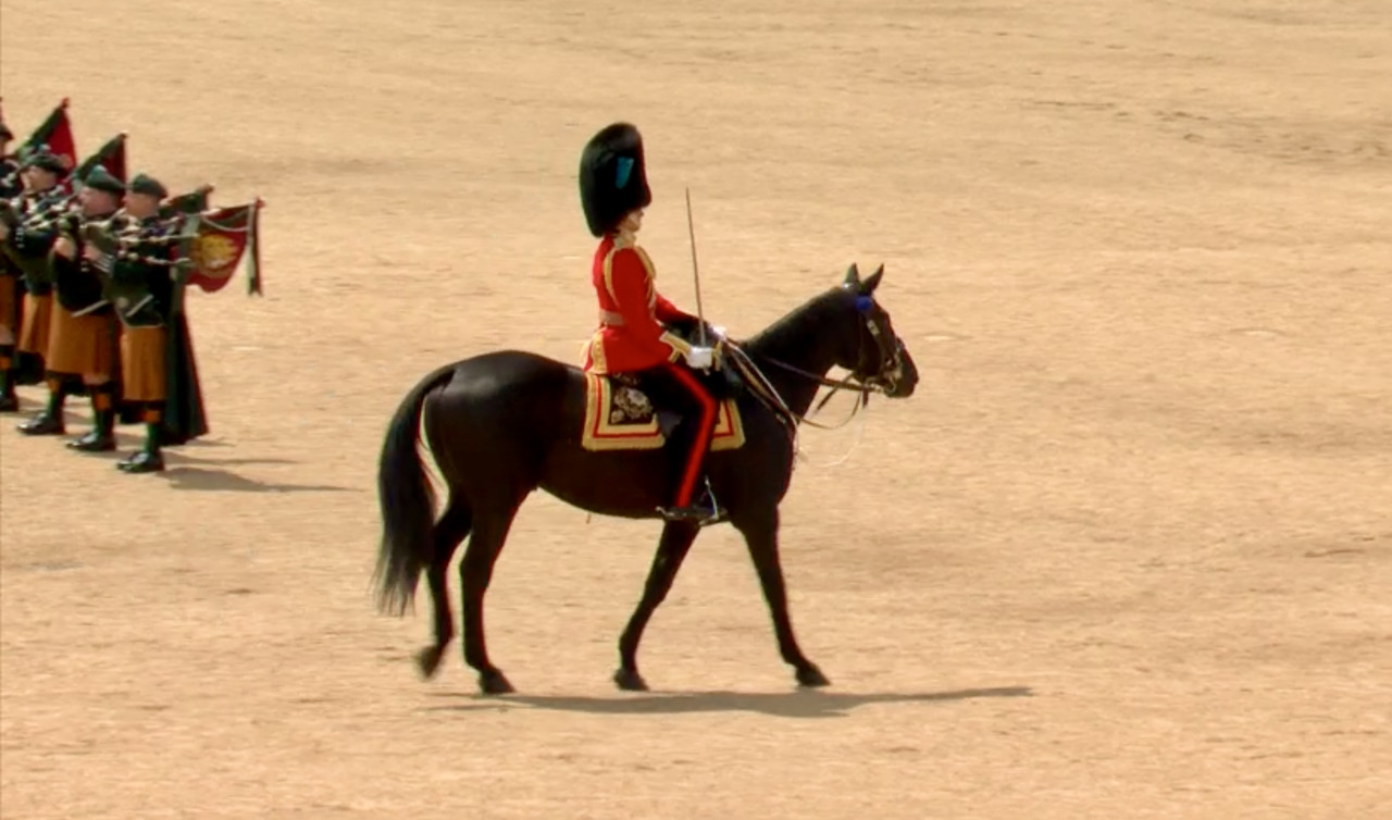 6CA0BD55-FF65-40BD-A112-B7BD54B63628