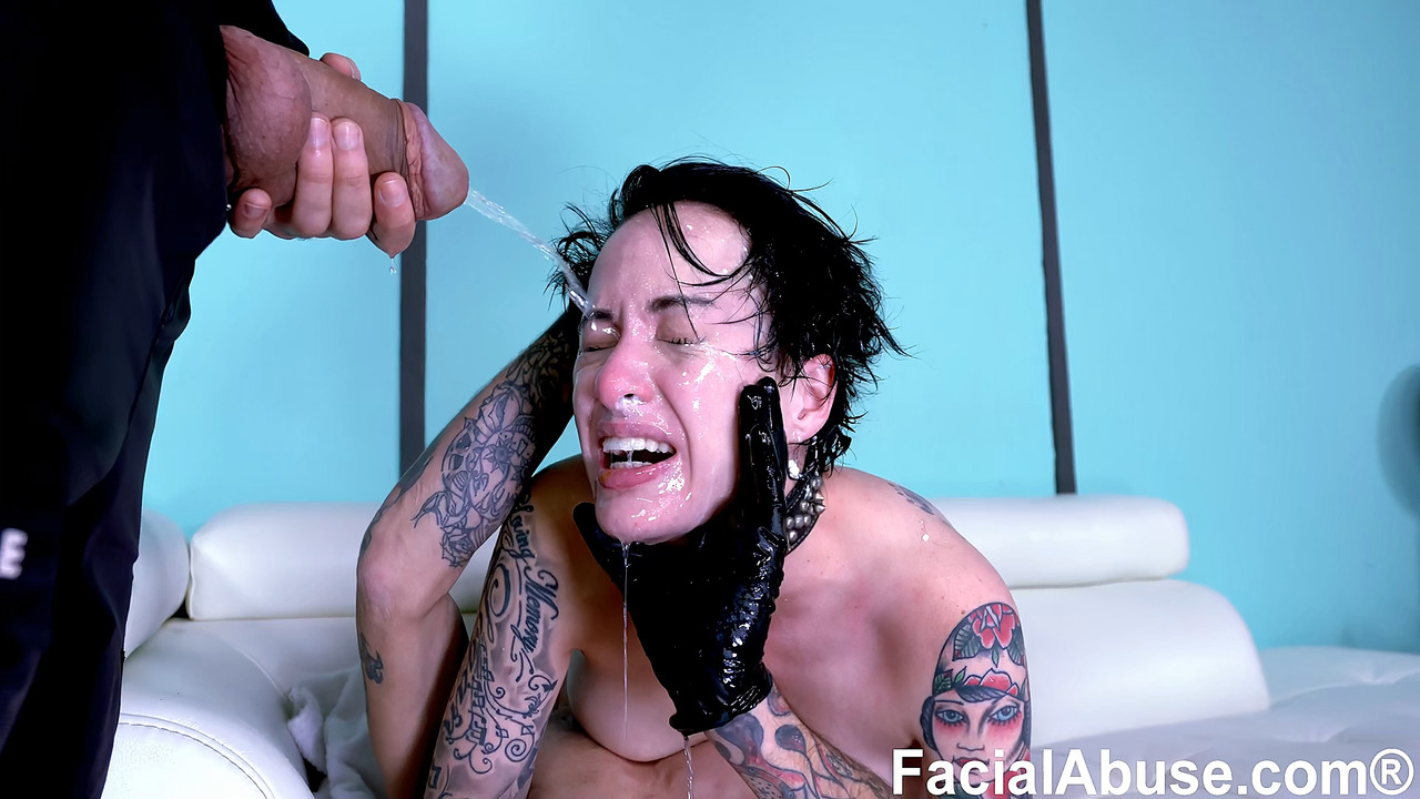 Brooke Lyn Rose - Richard Maddow_4K_ahq12.mp4_snapshot_00.24.51.490