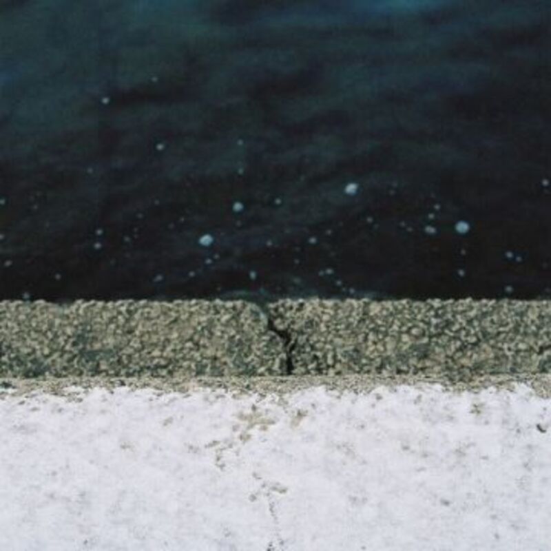 Half of Me (반틈) album cover