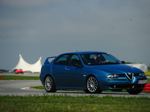 420E8C54-D934-4E68-BF0B-A1224632E455