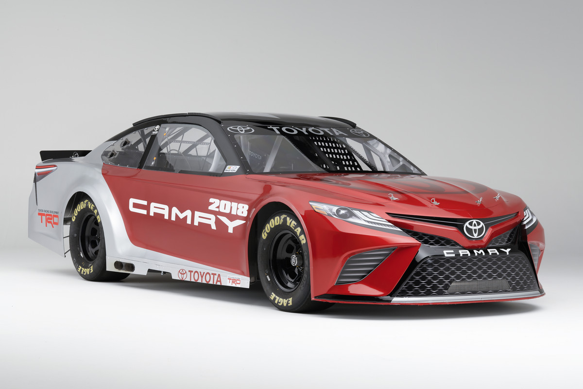 2018_Toyota_Camry_NASCAR_Cup_car_1_9C2ED048762CC590E253630D4C96AB0289D4974A