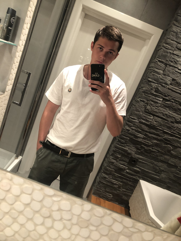 3A1BEF85-26D3-4F79-979D-BCD4BEC99776