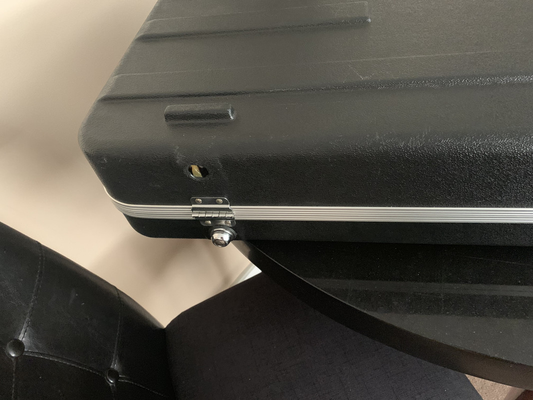 3408930A-AB4E-4084-AE0B-5D3E29D92E5A