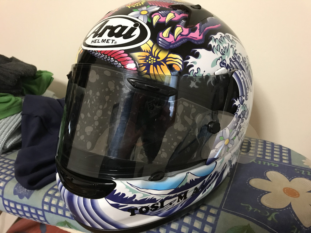 4E8C0A51-B051-4B85-B43D-F2A88949C90C