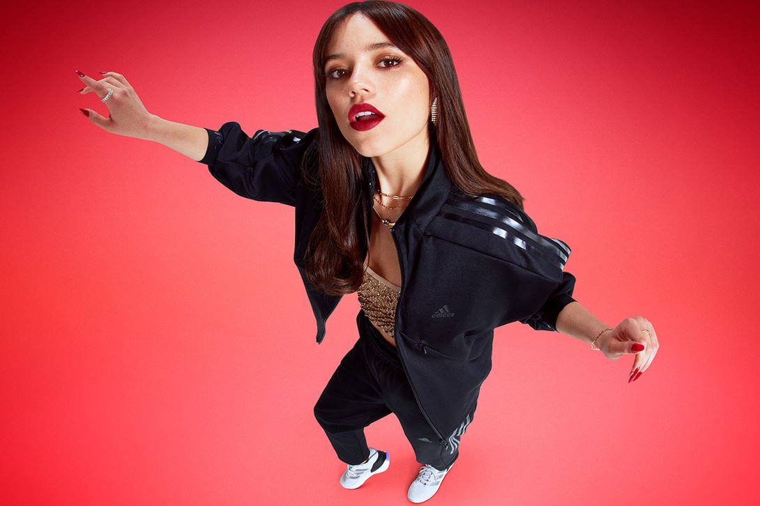 Adidas, Jenna Ortega è la nuova brand ambassador