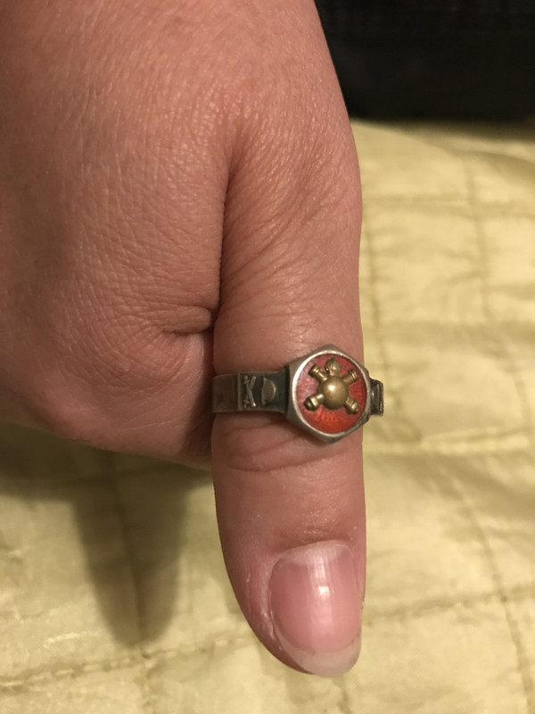 FE2C5E20-8F59-429C-B34C-CEC66024E849