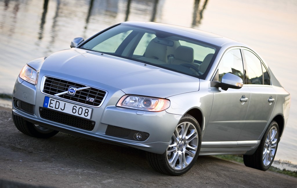 Volvo-S80 V8 (2007-09)