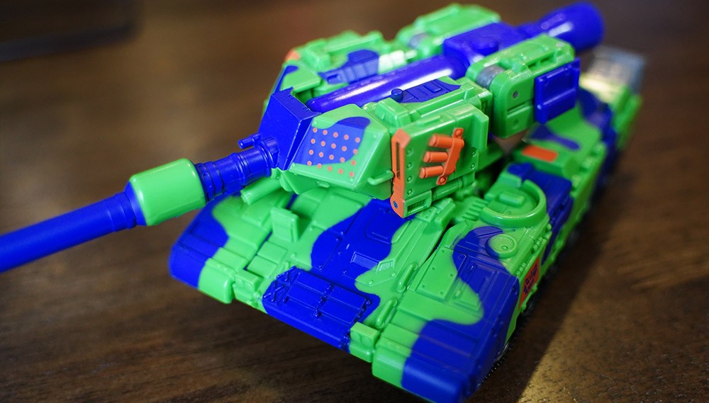 1598062304-hasbro-transformers-megatron-sandstorm-7