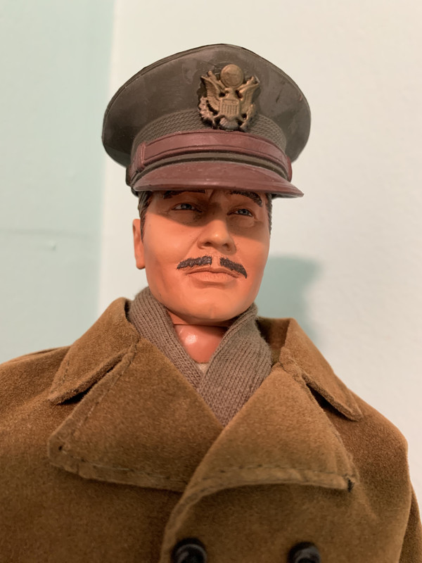 Lieutenant Rhett Butler 1-C408619-7-DFB-4062-98-F9-CCB319891-C63