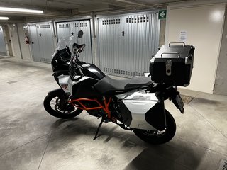 D6FA3461-F678-48AD-8246-5E0AB83D075A