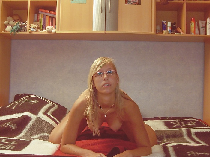 Julia-German-Teen-19.jpg