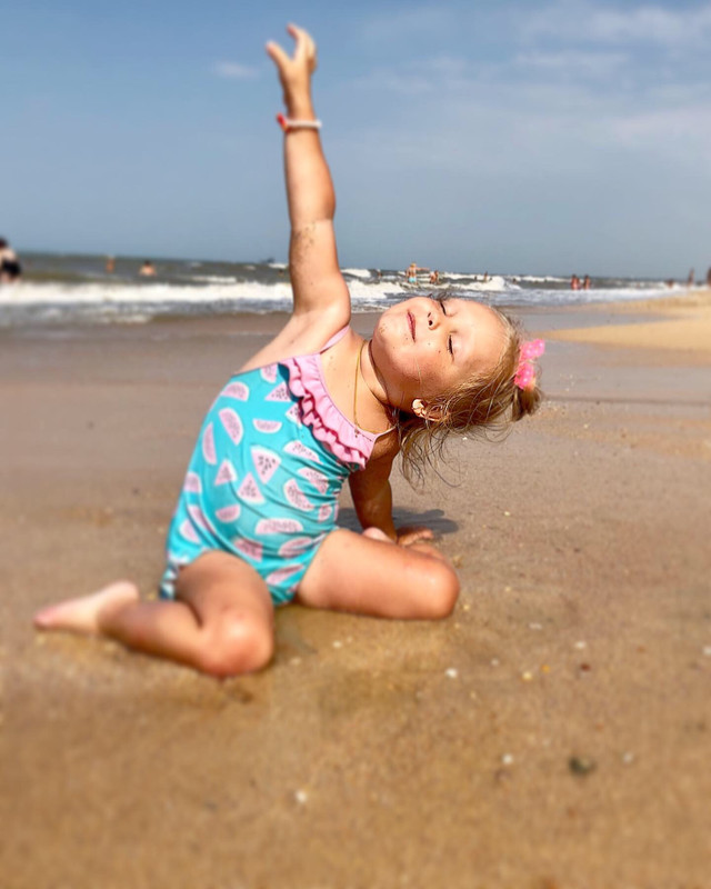 656CA4EE-6049-45FA-89F2-F4B9C7FB3BE7