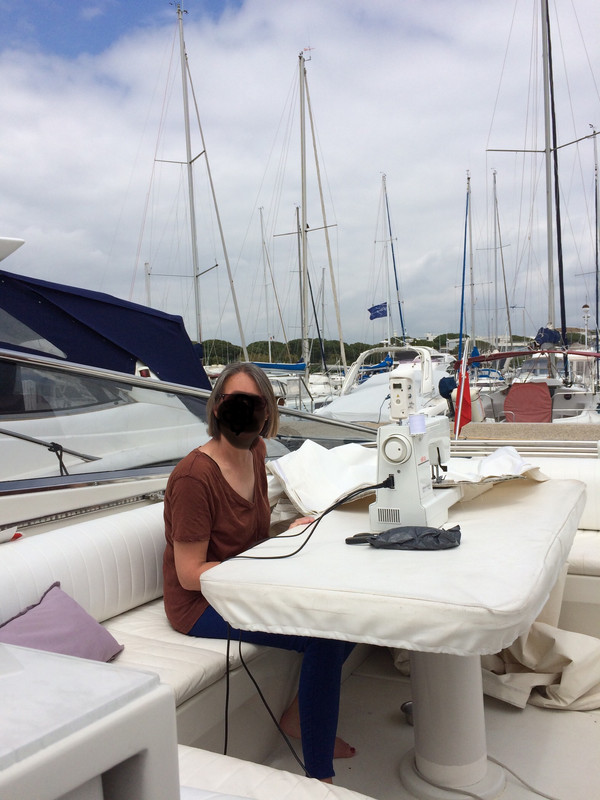 B2246BD8-F98E-4EB5-B424-55636204C1EC