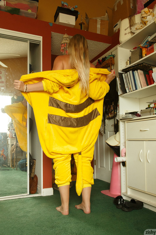 full_018_1022101054039407