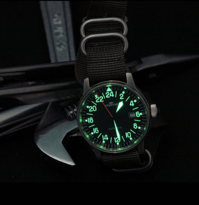 1311B110-B72E-44E2-B550-E5D8DED3645F