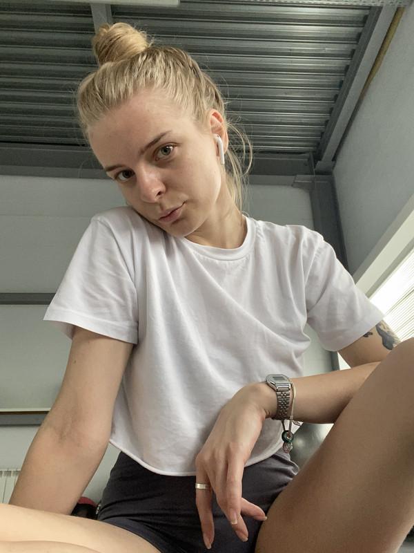 9A3E8EE8-A034-4293-B7AB-205FFA0A1B38