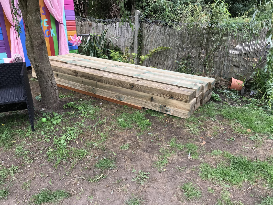 13F91D3C-21C5-4641-9B6F-584FEB6C9829