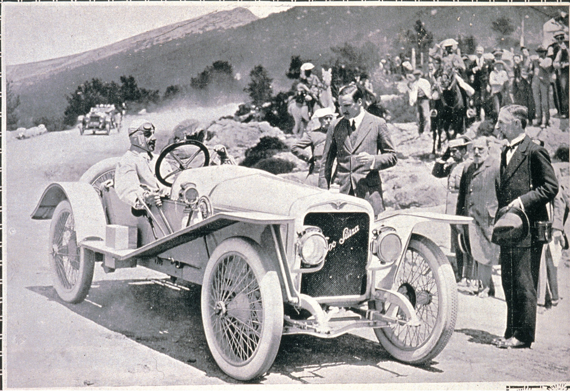 KingAlfonsoXIIIofSpainwithHispanoSuiza