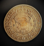 Historia del Toisón de Oro en la numismática española  8-escudos-carlos-IV-rev