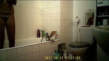 [Image: Voyeur16135081154.jpg]