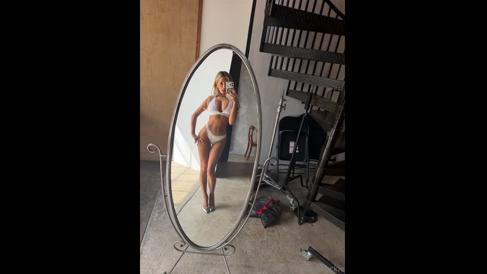 breckie NEW LEAKED NIP SLIP NUDES AND NEW PPVS