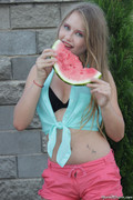 Marvel-Charm-Hanna-Watermelon-141