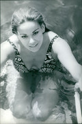 claudine-auger-mb49