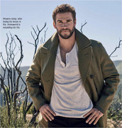 Liam-Hemsworth-superficial-guys-51