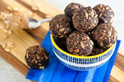 Chocolate Peanut Butter Energy Balls
