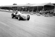 13 de Mayo. Luigi-Fagiolo-at-the-1950-British-Grand-Prix-at-Silverstone