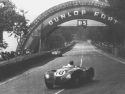 24 HEURES DU MANS YEAR BY YEAR PART ONE 1923-1969 - Page 30 53lm18-C-Type-Tony-Rolt-Duncan-Hamilton-21