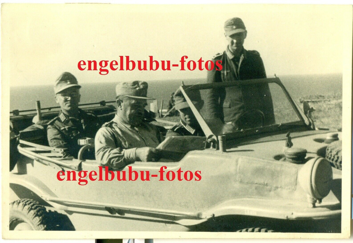 FOTO - 97.JÄGER-DIV. - Fahrzeug - SCHWIMMWAGEN - GENERAL MÜLLER