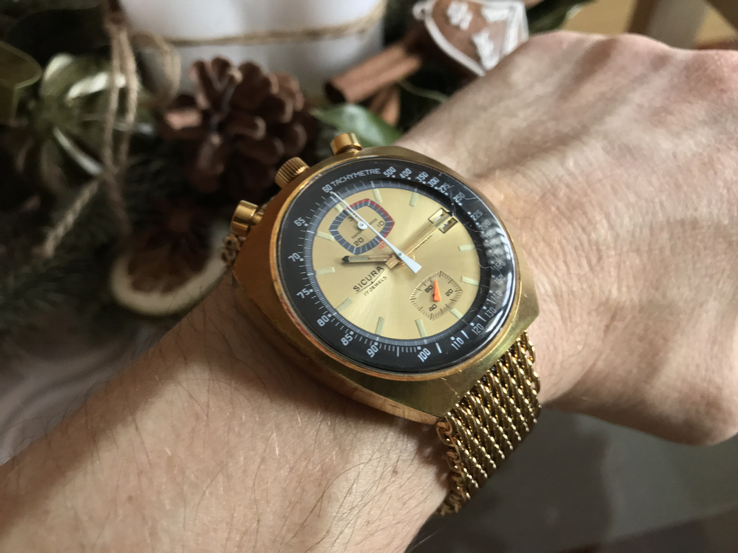 21920459-2-F94-42-B9-A6-F5-900-D8-D21194