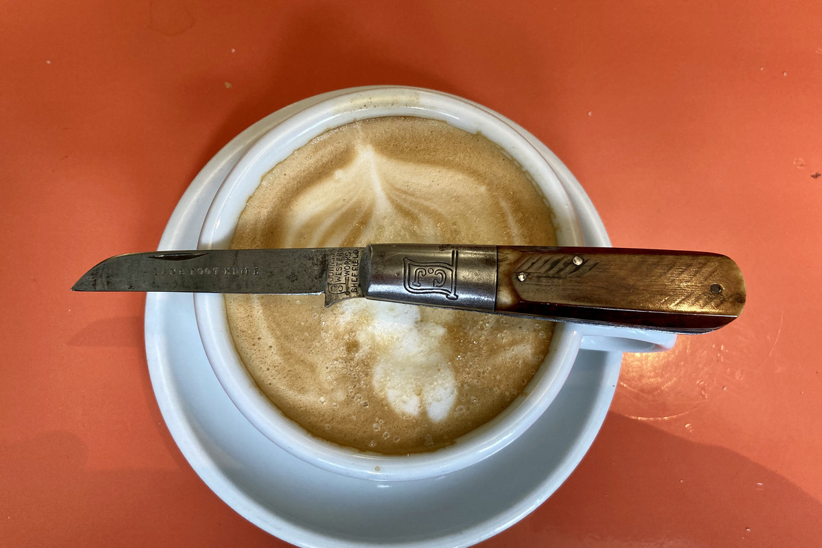 13BAD587-7B42-4AC6-AFE2-94AC74C848A3