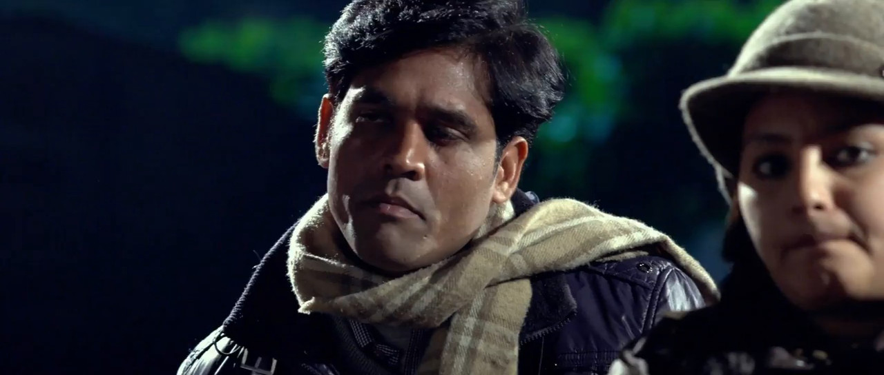 Raanjhanaa 2013 WebRip [Tamil] 480p, 720p ESub Screenshot
