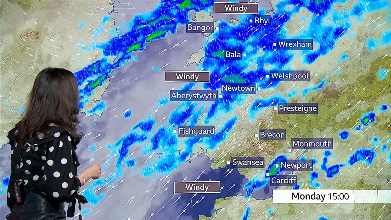 03.13 - 13.30.00 - BBC Wales Today. The latest news, sport, weather a....ts_snapshot_16.07.411
