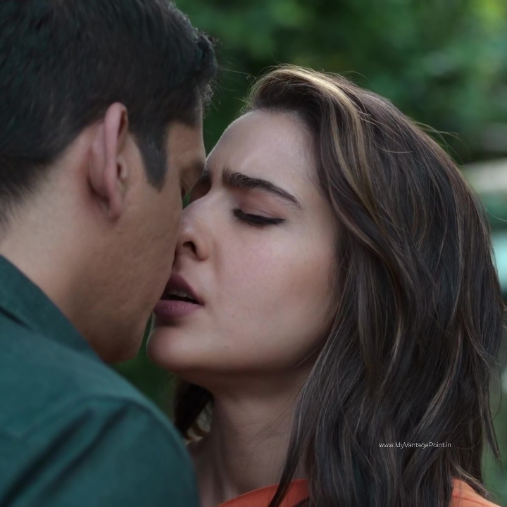 sexy-sara-ali-khan-vijay-varma-kiss-in-murder-mubarak-2024-movie