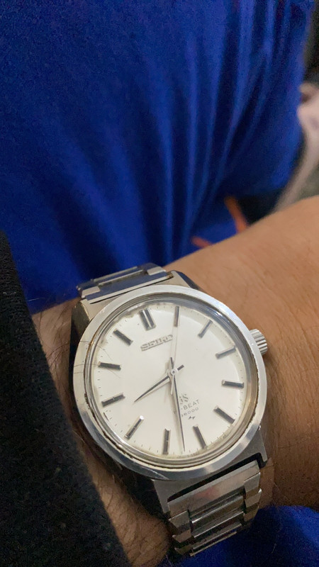 F52A1254-EA8F-4CA1-B31B-AF120CC18B4C