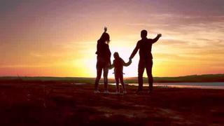 thanh -  Dòng thơ họa của Nguyễn Thành Sáng &Tam Muội (2) - Page 10 Depositphotos-151747394-stock-video-silhouette-happy-child-with