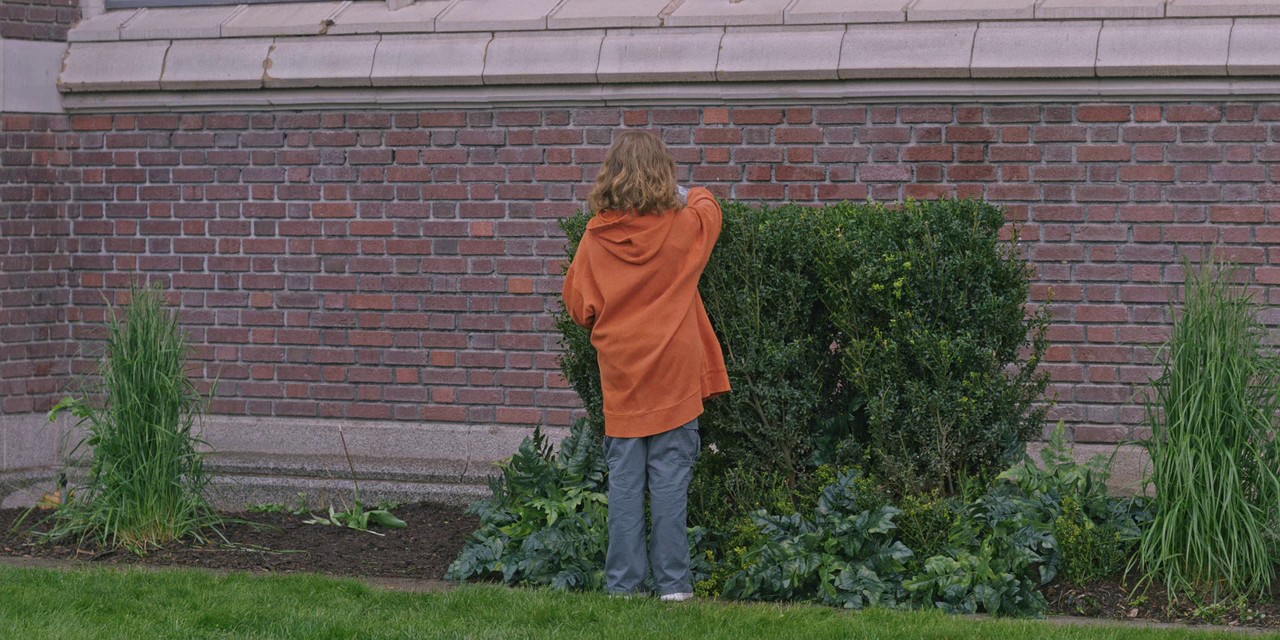 Hereditary-2018-Hindi-English-Blu-Ray-720p-HEVC-AAC-2ch-ESub-mkv-0000