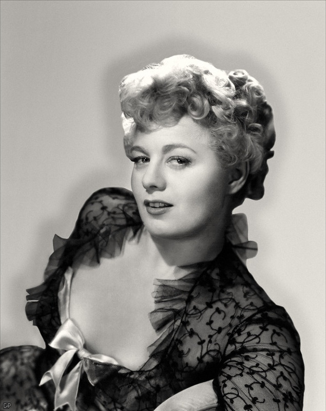 shelley_winters_a33