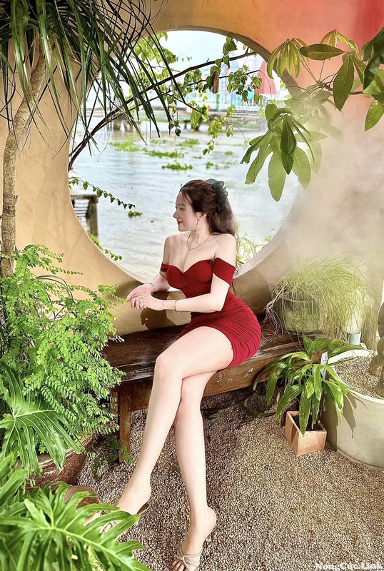 tieu thu giang thuy vy (2)