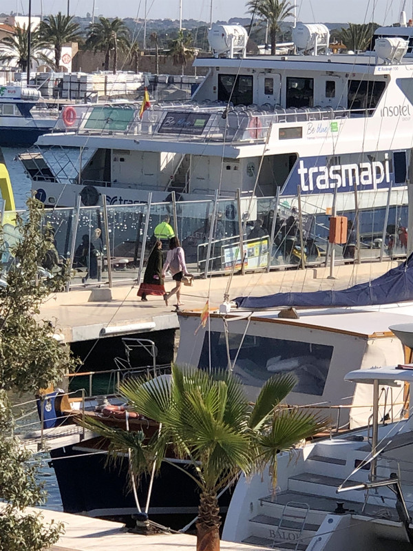 emmawatson-updates.com (6)