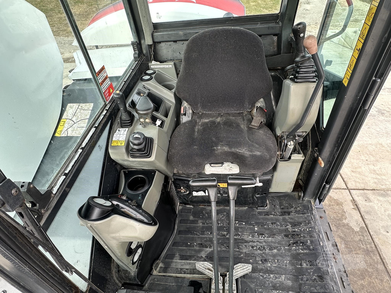 Vehicle thumbnail 14