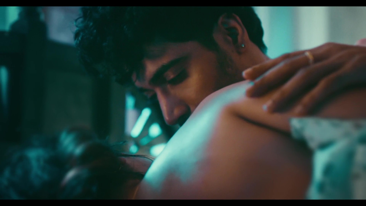 vlcsnap-2025-04-16-23h10m27s489