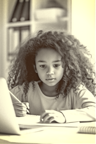 Girl-Laptop-Write