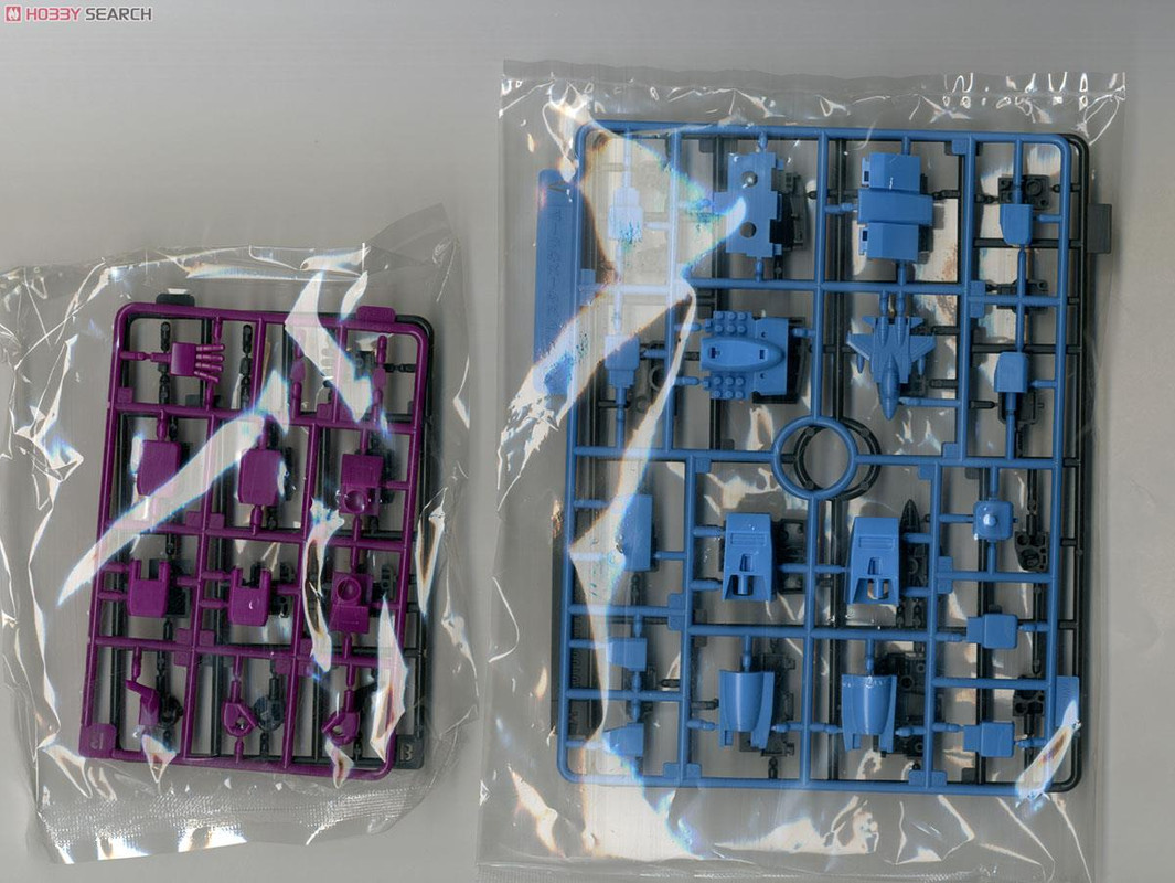 D-Style-Thundercracker-Skywarp-04