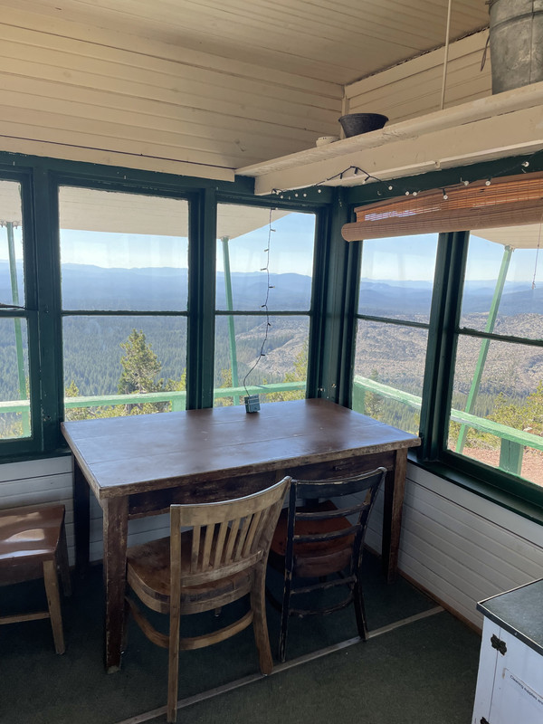 DE5DA1B2-B6CC-4D98-BE33-FBC14A73E1A3