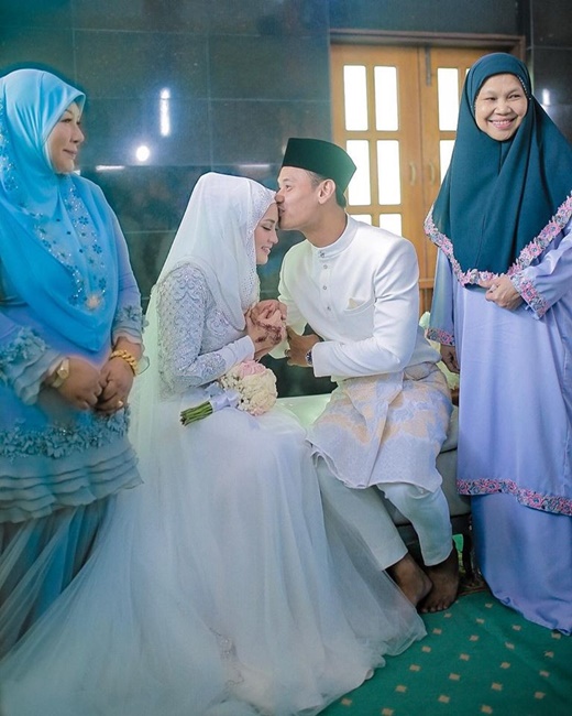 gambar nikah fasha sandha